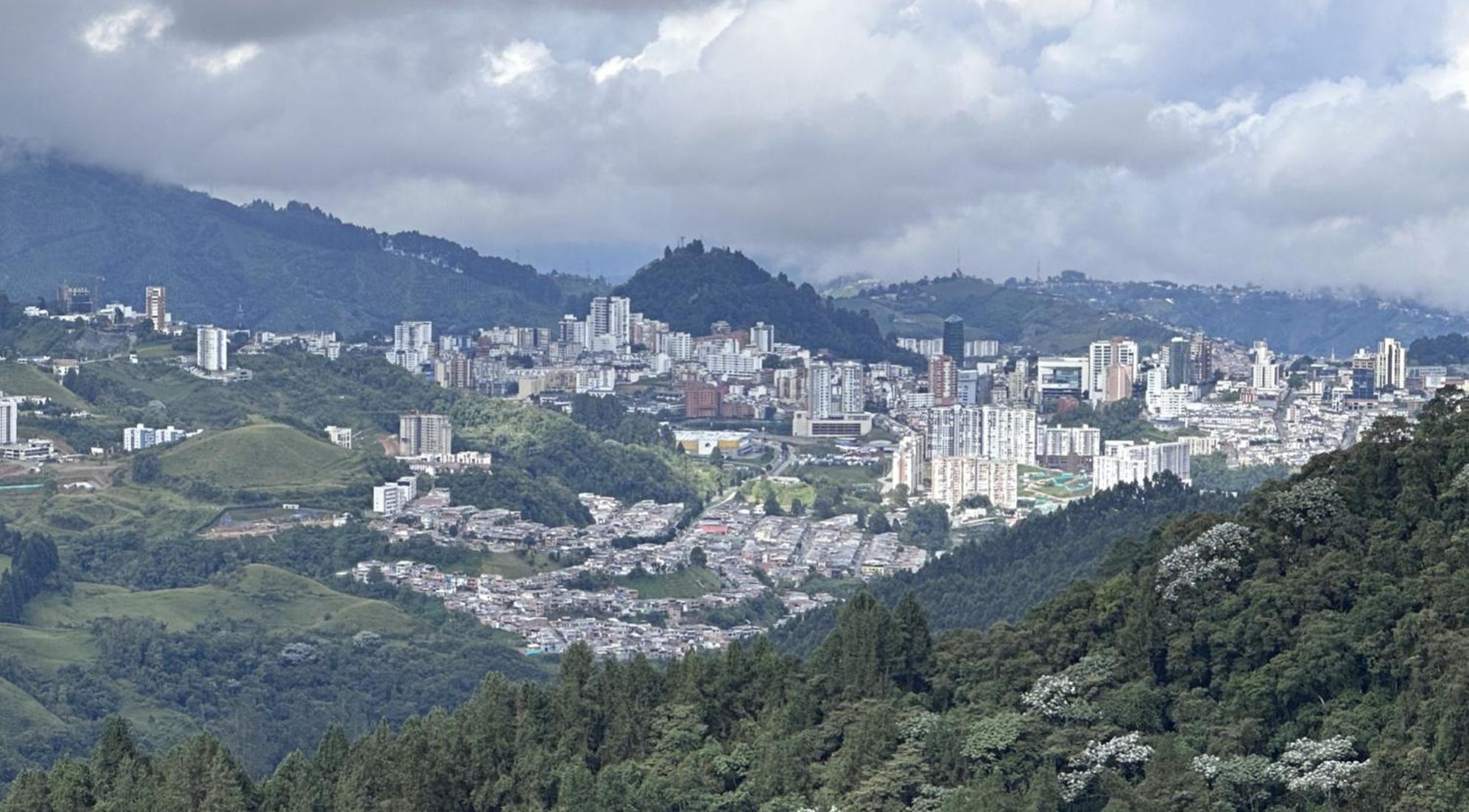 Villa Owl'S Watch At Rio Blanco Manizales Exterior foto